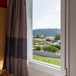 Aubenas Ξενοδοχείο