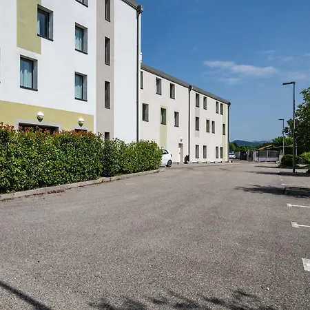 Aubenas Hotel 2*